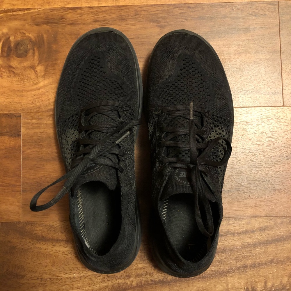 NIKE FREE RN FLYKNIT
